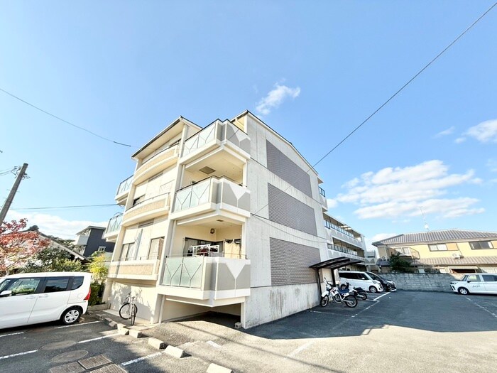 ロイヤルオークの物件外観写真