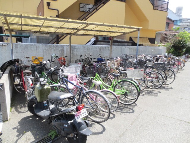 ビスタ相川の物件外観写真