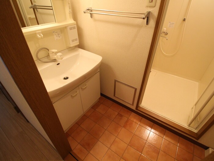 グランビュ－葛野の物件内観写真