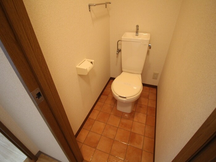 グランビュ－葛野の物件内観写真