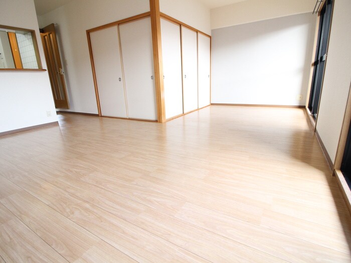 グランビュ－葛野の物件内観写真