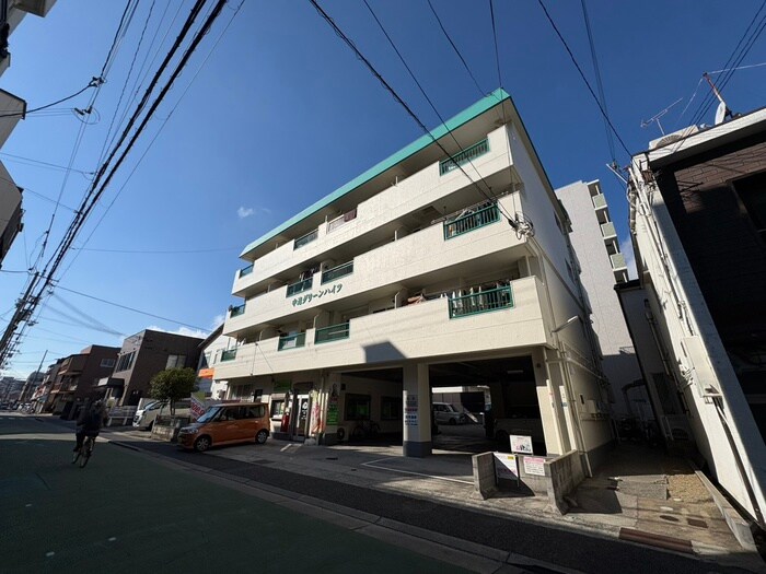 中道グリ－ンハイツの物件外観写真