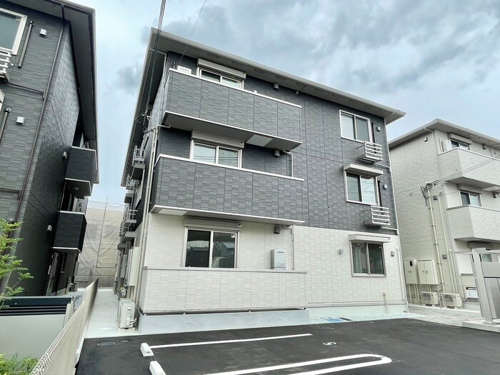 デーヴァ林崎の物件外観写真