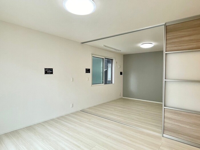 デーヴァ林崎の物件内観写真