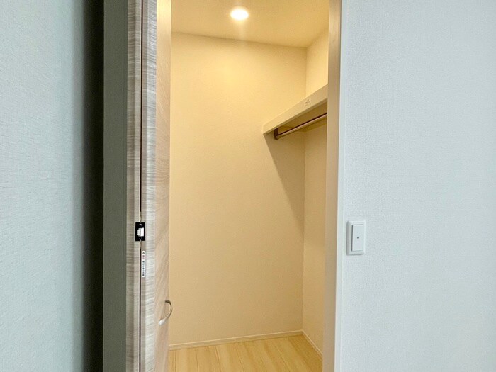 デーヴァ林崎の物件内観写真