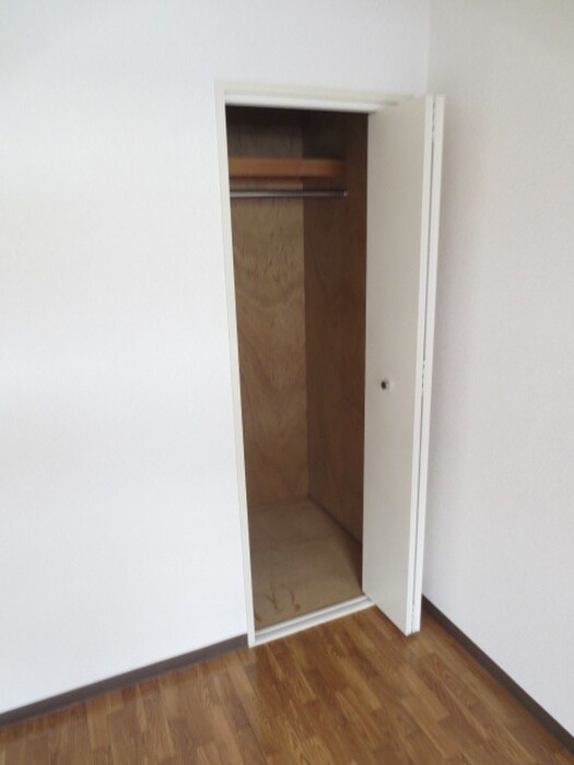 グランドゥール西岡の物件内観写真