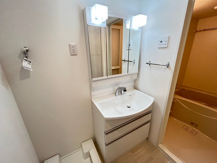 ｴｸﾞｾﾞ大阪CITYｵｰｽﾃｨﾝ(705)の物件内観写真