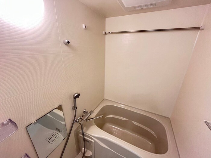 ｴｸﾞｾﾞ大阪CITYｵｰｽﾃｨﾝ(705)の物件内観写真