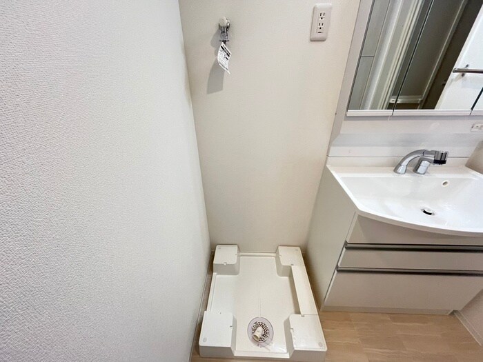 ｴｸﾞｾﾞ大阪CITYｵｰｽﾃｨﾝ(705)の物件内観写真