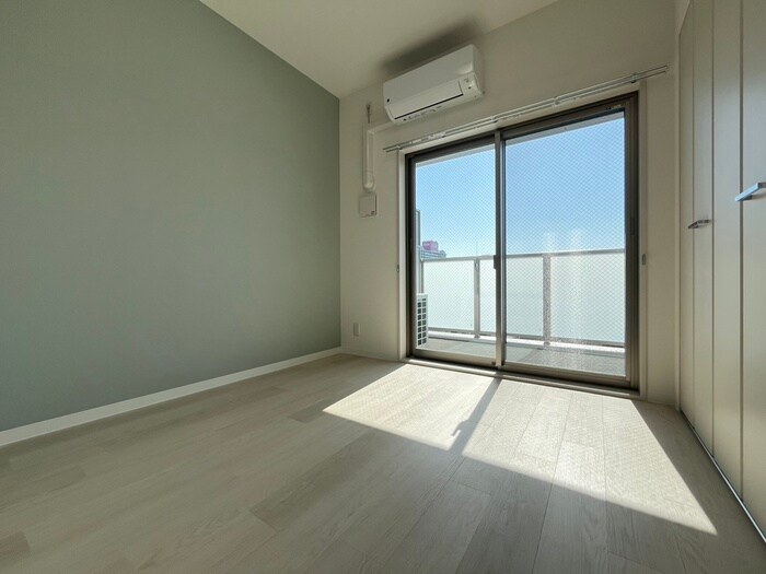 ｴｸﾞｾﾞ大阪CITYｵｰｽﾃｨﾝ(705)の物件内観写真