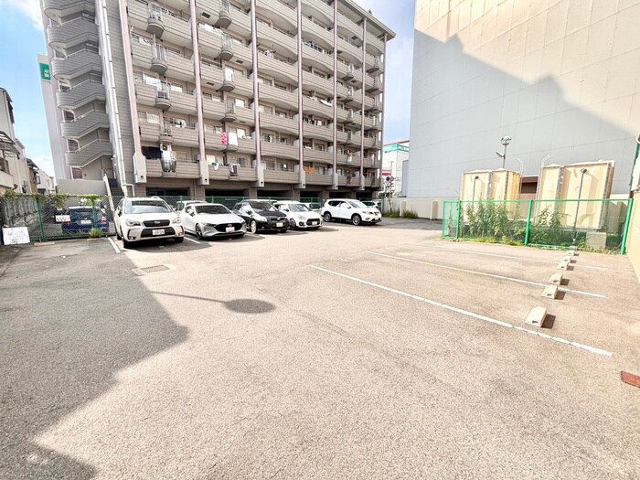 林第２マンションの物件外観写真