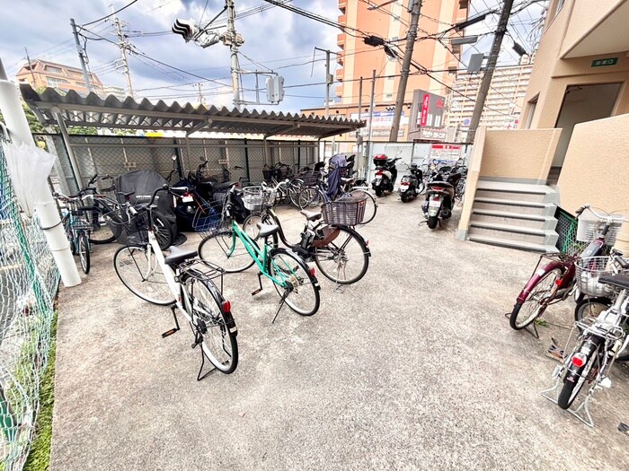 林第２マンションの物件外観写真