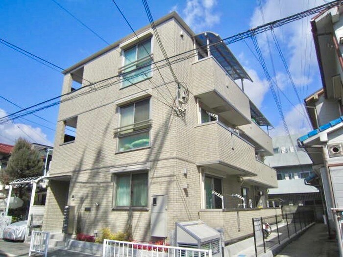 メゾントレビナの物件外観写真