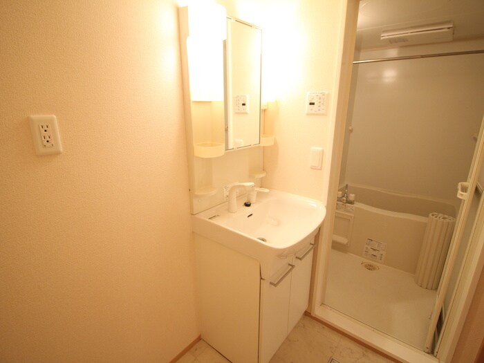 メゾントレビナの物件内観写真