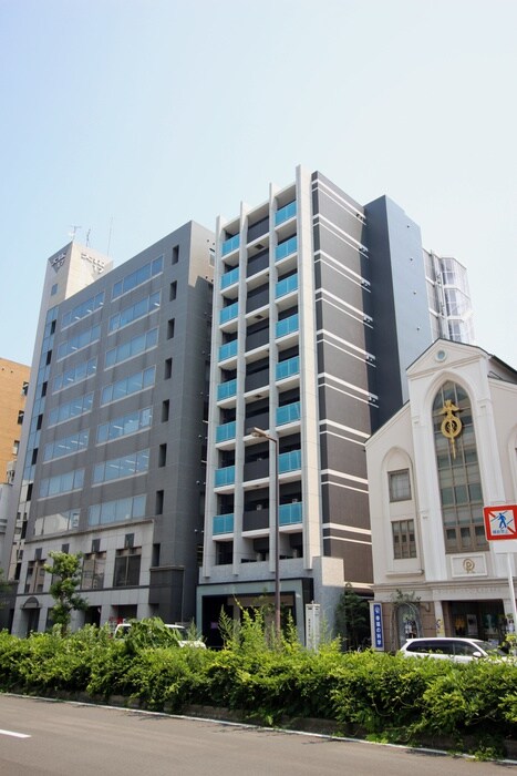 La Douceur新大阪の物件外観写真