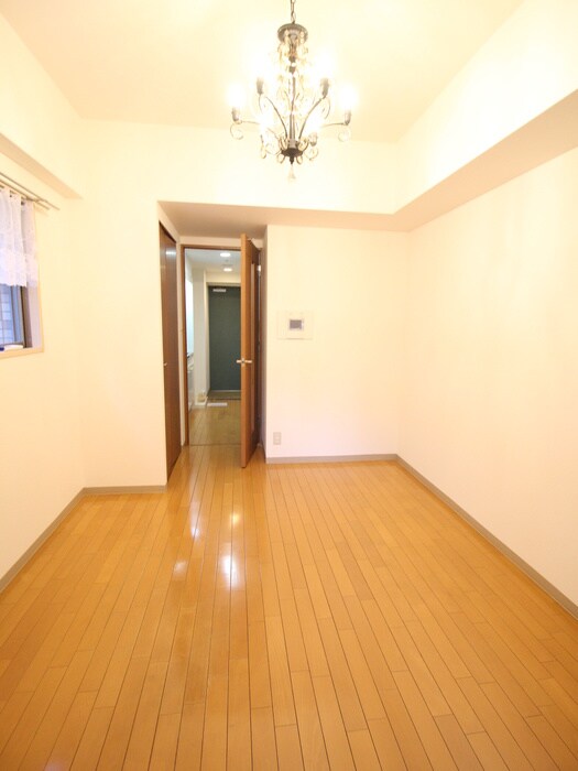 ｴｽﾘｰﾄﾞ京橋Ⅲ番館（201）の物件内観写真