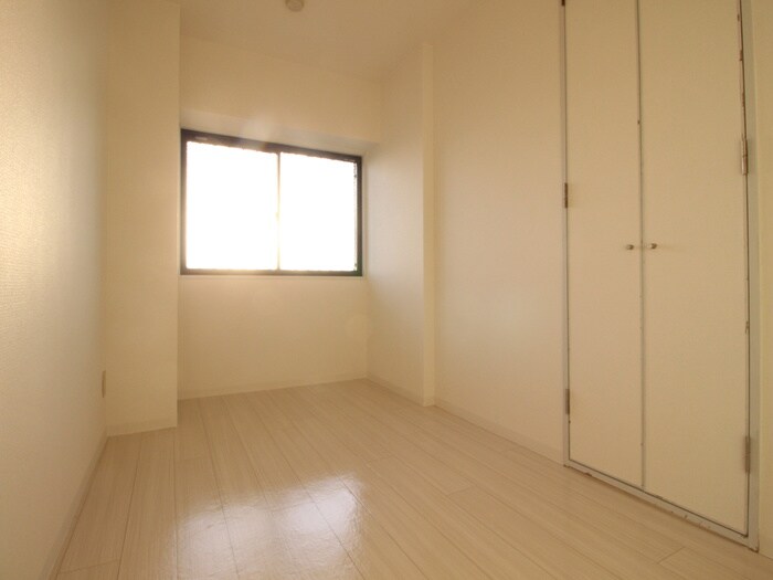 ディック・ベルの物件内観写真