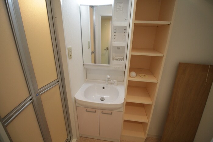 ＲＥＣＥＳＳ　ＣＯＵＲＴ　2の物件内観写真