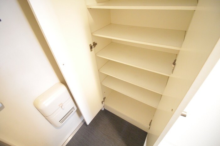 ＲＥＣＥＳＳ　ＣＯＵＲＴ　2の物件内観写真