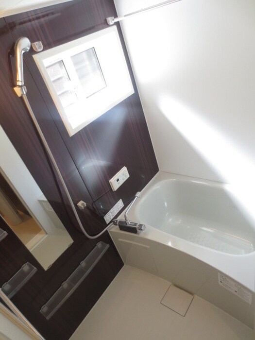 モンターナ小松原の物件内観写真