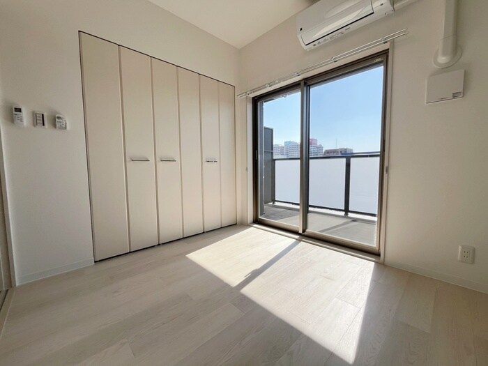 ｴｸﾞｾﾞ大阪CITYｵｰｽﾃｨﾝ(1102)の物件内観写真