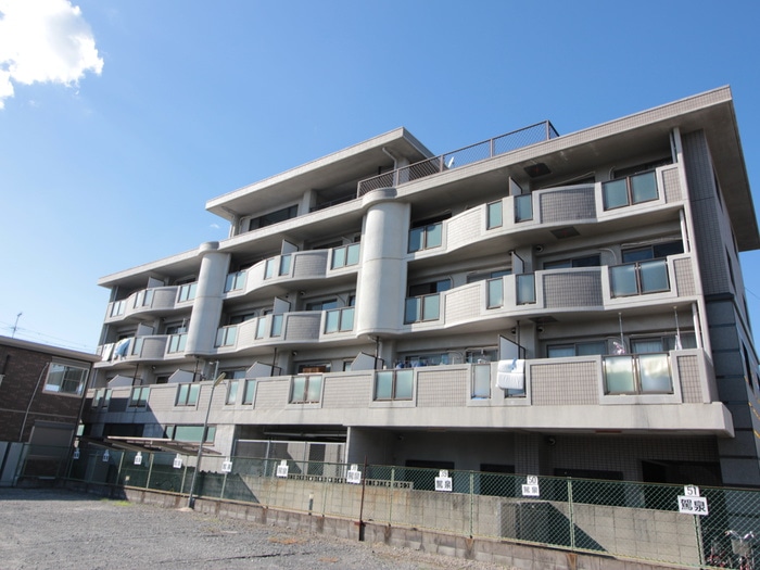 アスカハイツの物件外観写真