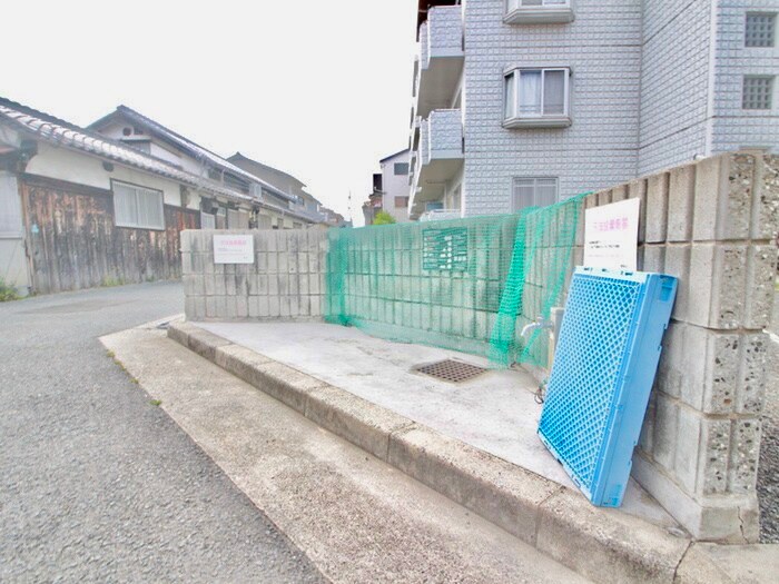 メゾンアイリスの物件外観写真