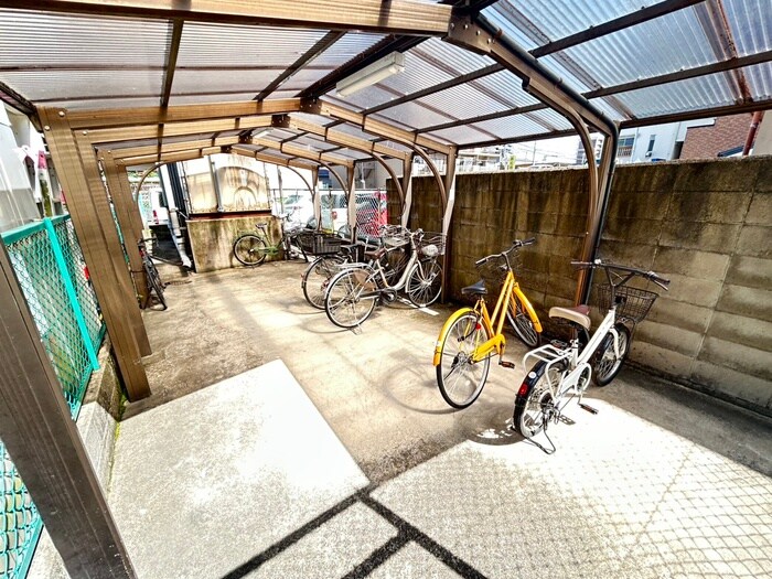 シャンパーニュ四条の物件外観写真