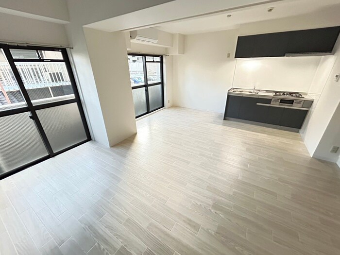 シャンパーニュ四条の物件内観写真