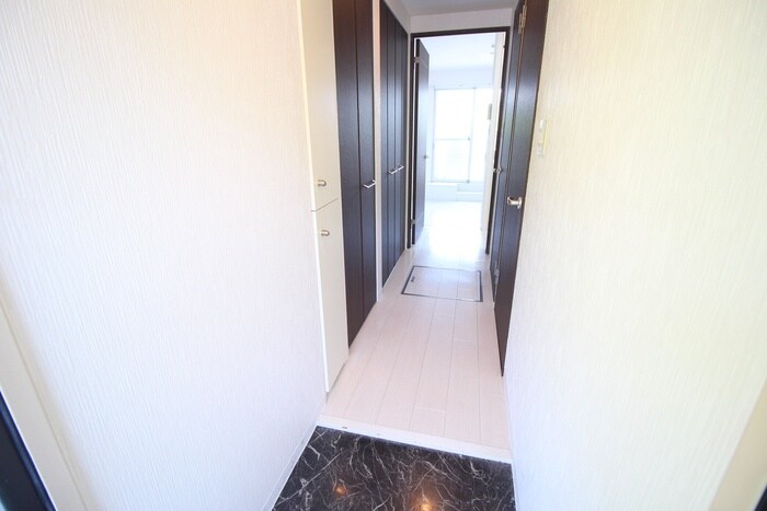 ﾎﾜｲﾄﾊｲﾑKAGAMIISHIの物件内観写真