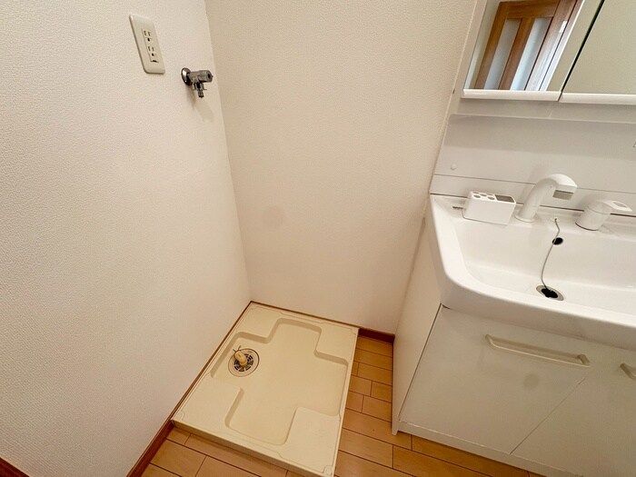 グロ－リ－新石切の物件内観写真