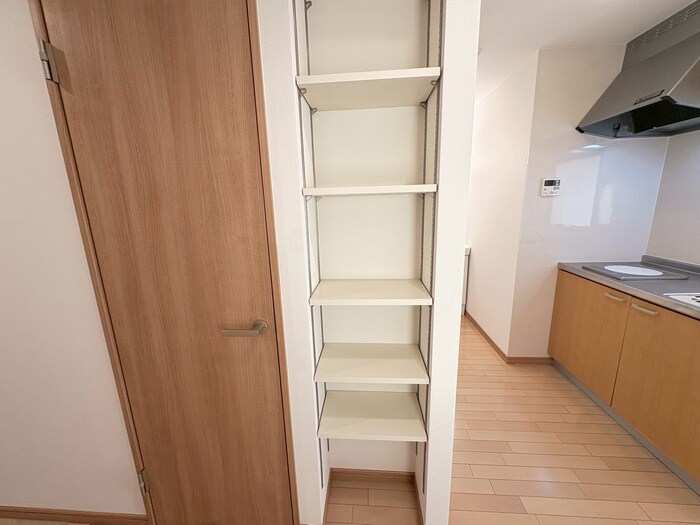 グロ－リ－新石切の物件内観写真