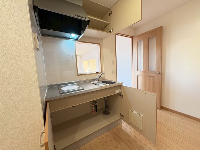 グロ－リ－新石切の物件内観写真