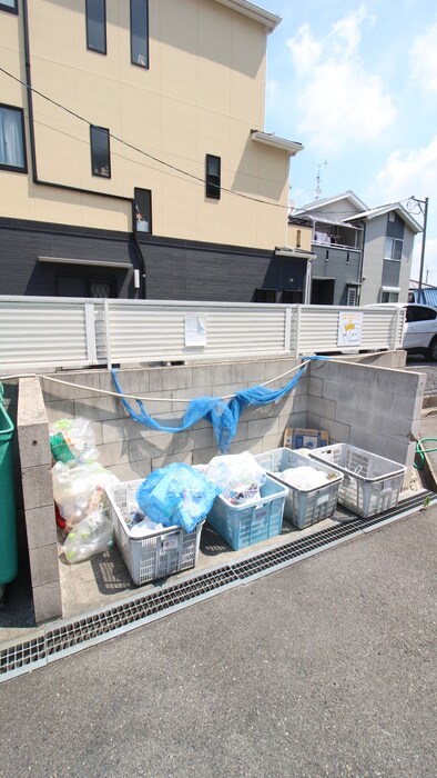 メゾンエルセラーンの物件外観写真