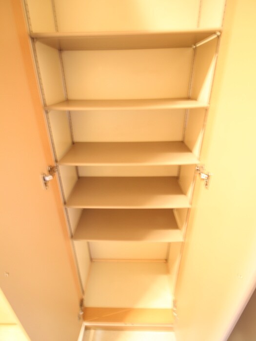 ヴィラ　ハピネスの物件内観写真