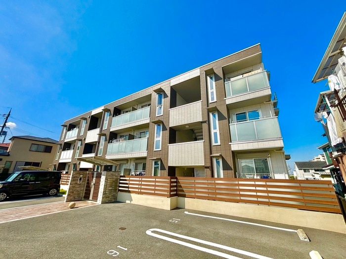 エミネンス久米田の物件外観写真