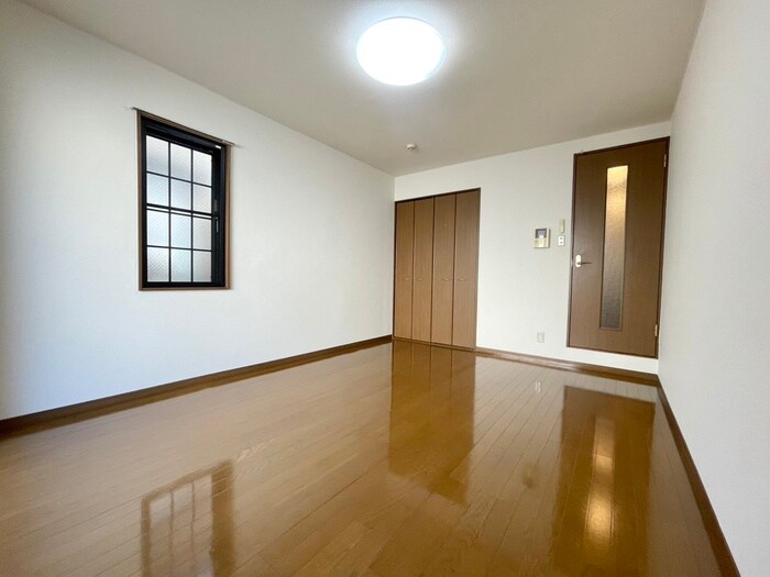 ｱﾝﾌﾟﾙ-ﾙﾌｪ-ﾙＲＥＡＬＩＦＥ　Ⅱの物件内観写真