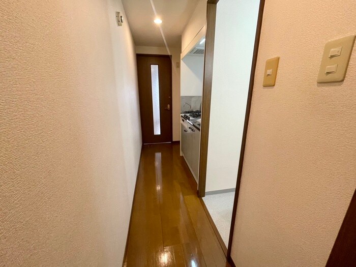 ｱﾝﾌﾟﾙ-ﾙﾌｪ-ﾙＲＥＡＬＩＦＥ　Ⅱの物件内観写真