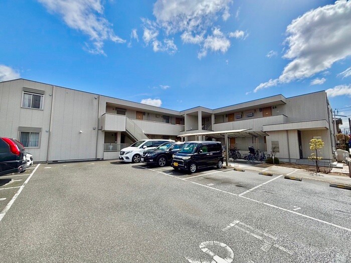 ベルフィールドの物件外観写真