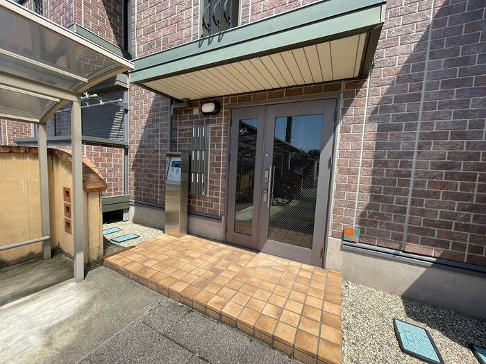 エイトキュ－ブＢ棟の物件外観写真