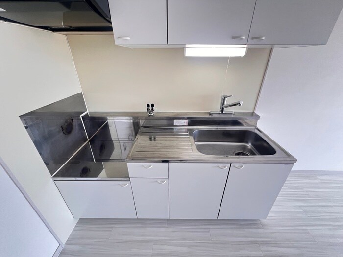 マンションカ－サ平野の物件内観写真