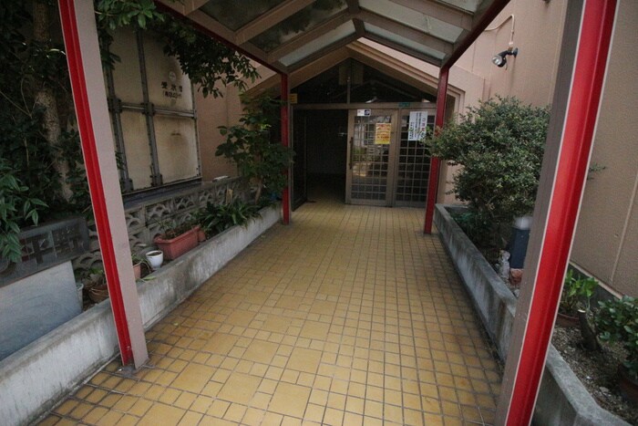 マンションカ－サ平野の物件外観写真