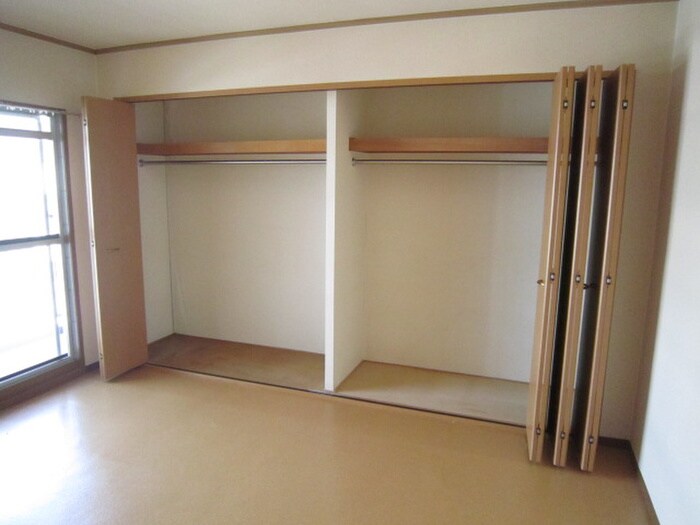 ＡＸＩＳ浜寺公園の物件内観写真