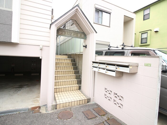 シャトーイン蛍池Ⅰの物件外観写真