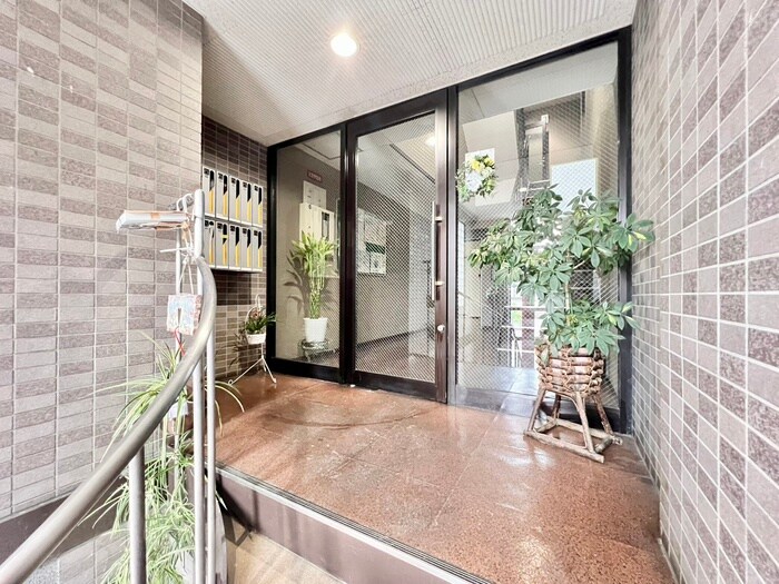 ハピネス神宮道の物件外観写真