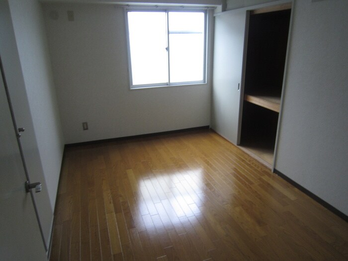 コモン山田イーストの物件内観写真