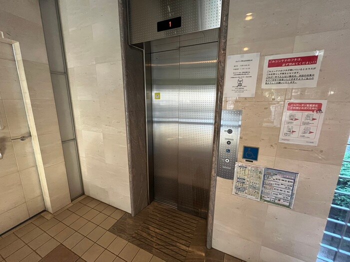 コプリ－キタハナダの物件外観写真