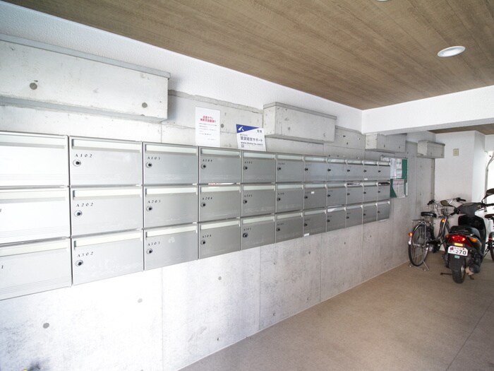 グリ－ンヒル舞子Ａ棟の物件外観写真