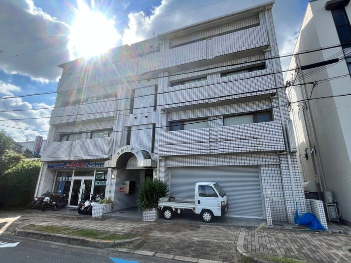 エルベ茨木の物件外観写真