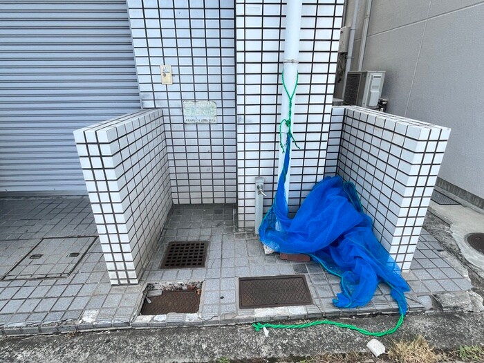 エルベ茨木の物件外観写真